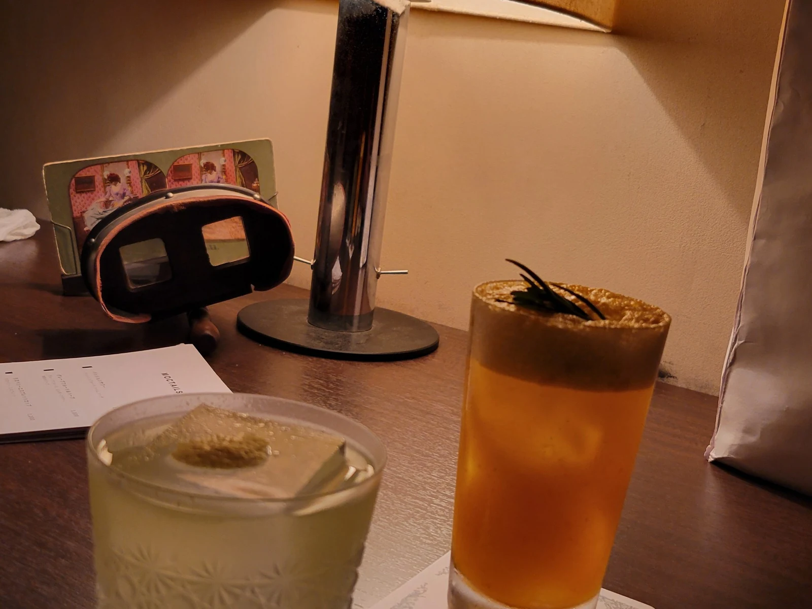 Two craft cocktails served at CRAFTROOM near Kitashinchi Station in Osaka