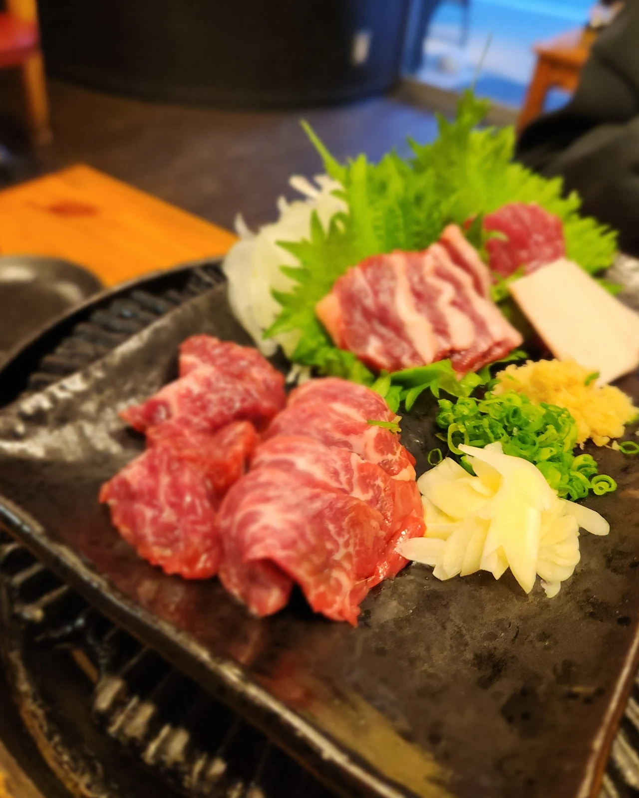 Assorted horse sashimi at Ketobashiya Champion Fukushima in Osaka