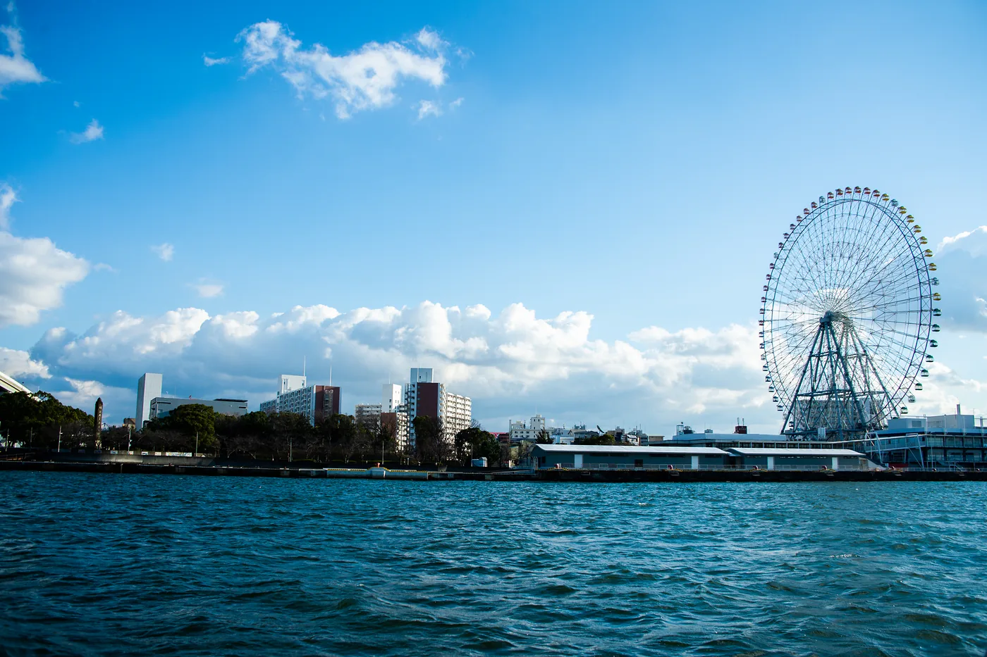 Osaka Bay waterfront and Tempozan Ferris Wheel on a clear day