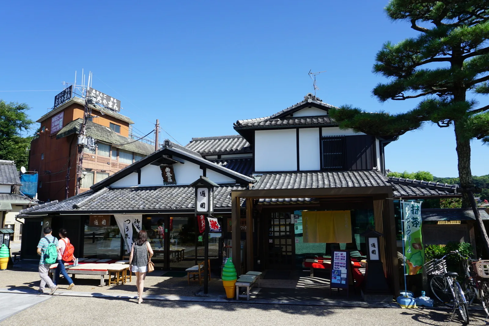 Historic Tsuen tea house beside Uji Bridge